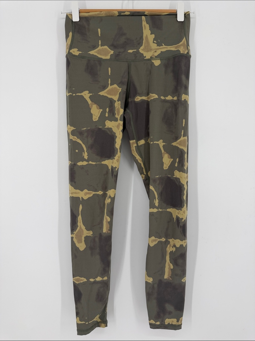 Varley Camo Abstract Print High Rise Leggings Green Size Small